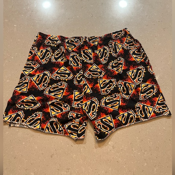 Superman Sweatshorts - Picture 4 of 4